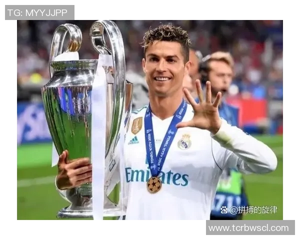 足球巨星风采尽显 王者荣耀闪耀赛场荣耀时刻