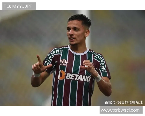 足球星号衣服搭配指南如何穿出个性与舒适感